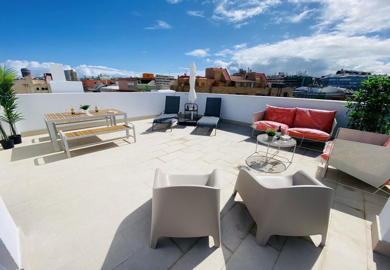 Apartment in Las Palmas de Gran Canaria - Nuevos Lightbooking Livian Suites Las Palmas 4 A 