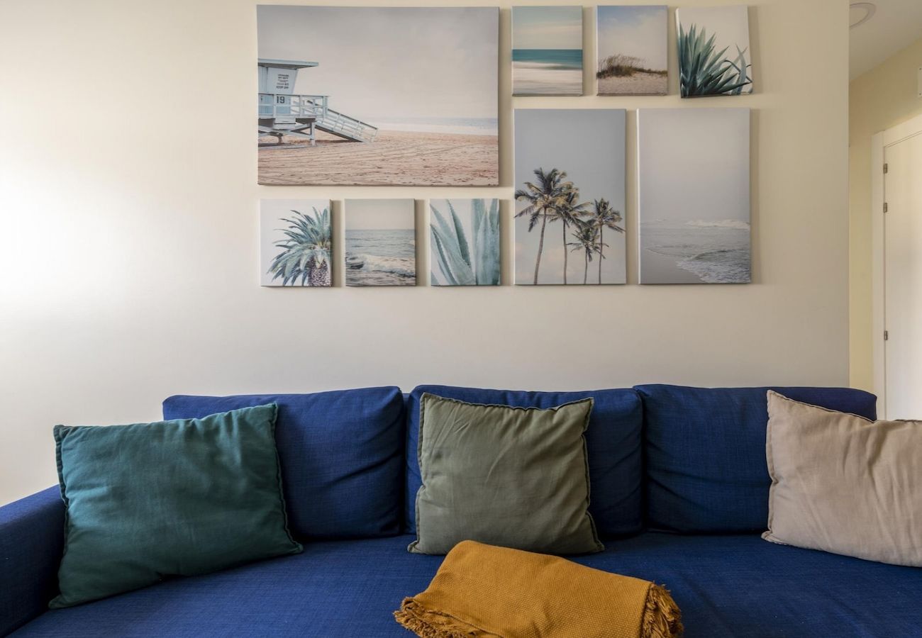 Apartment in Las Palmas de Gran Canaria - Nuevos Lightbooking Livian Suites Las Palmas 4 A 