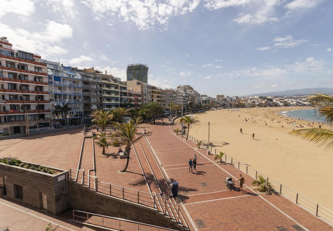 Apartment in Las Palmas de Gran Canaria - Nuevos Lightbooking Livian Suites Las Palmas 4 A 