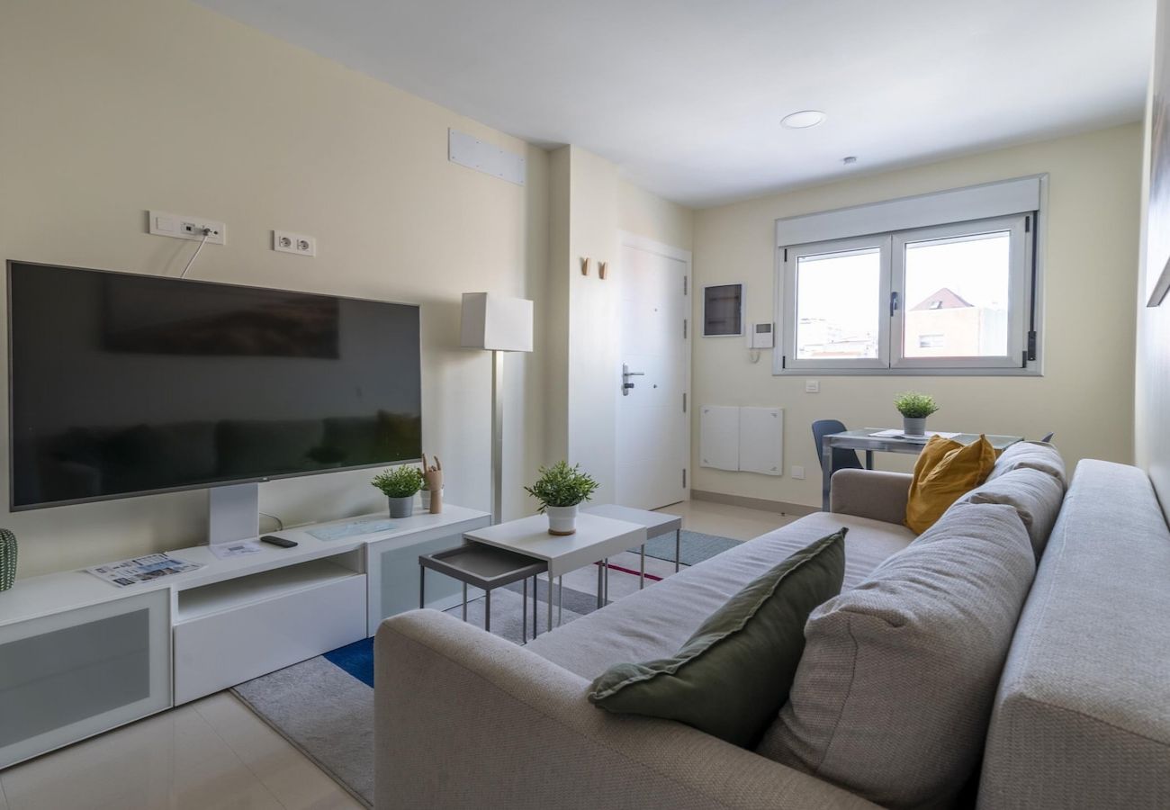 Apartment in Las Palmas de Gran Canaria - Nuevos Lightbooking Livian Suites Las Palmas 5 A 