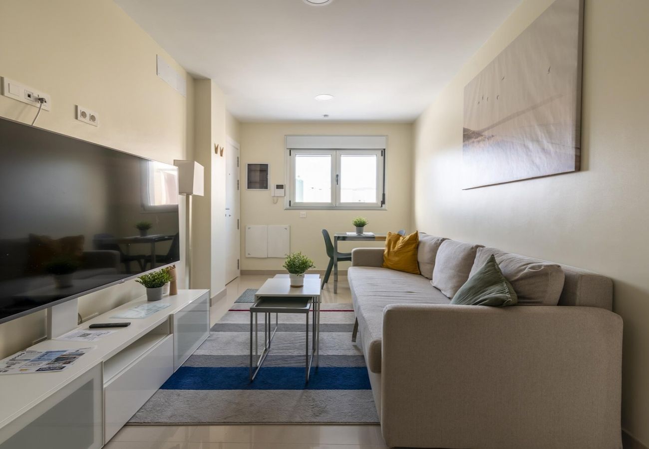 Apartment in Las Palmas de Gran Canaria - Nuevos Lightbooking Livian Suites Las Palmas 5 A 