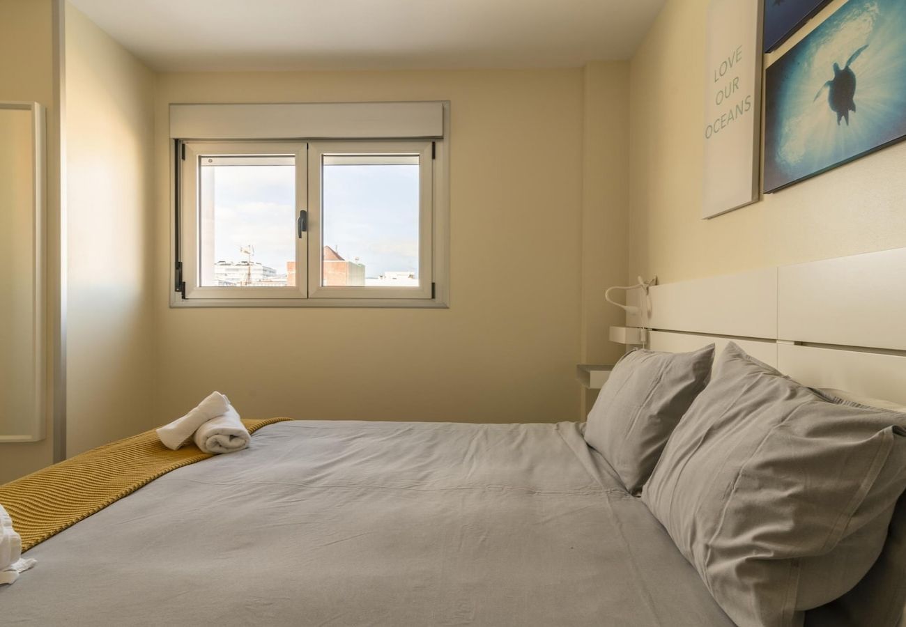 Apartment in Las Palmas de Gran Canaria - Nuevos Lightbooking Livian Suites Las Palmas 5 A 