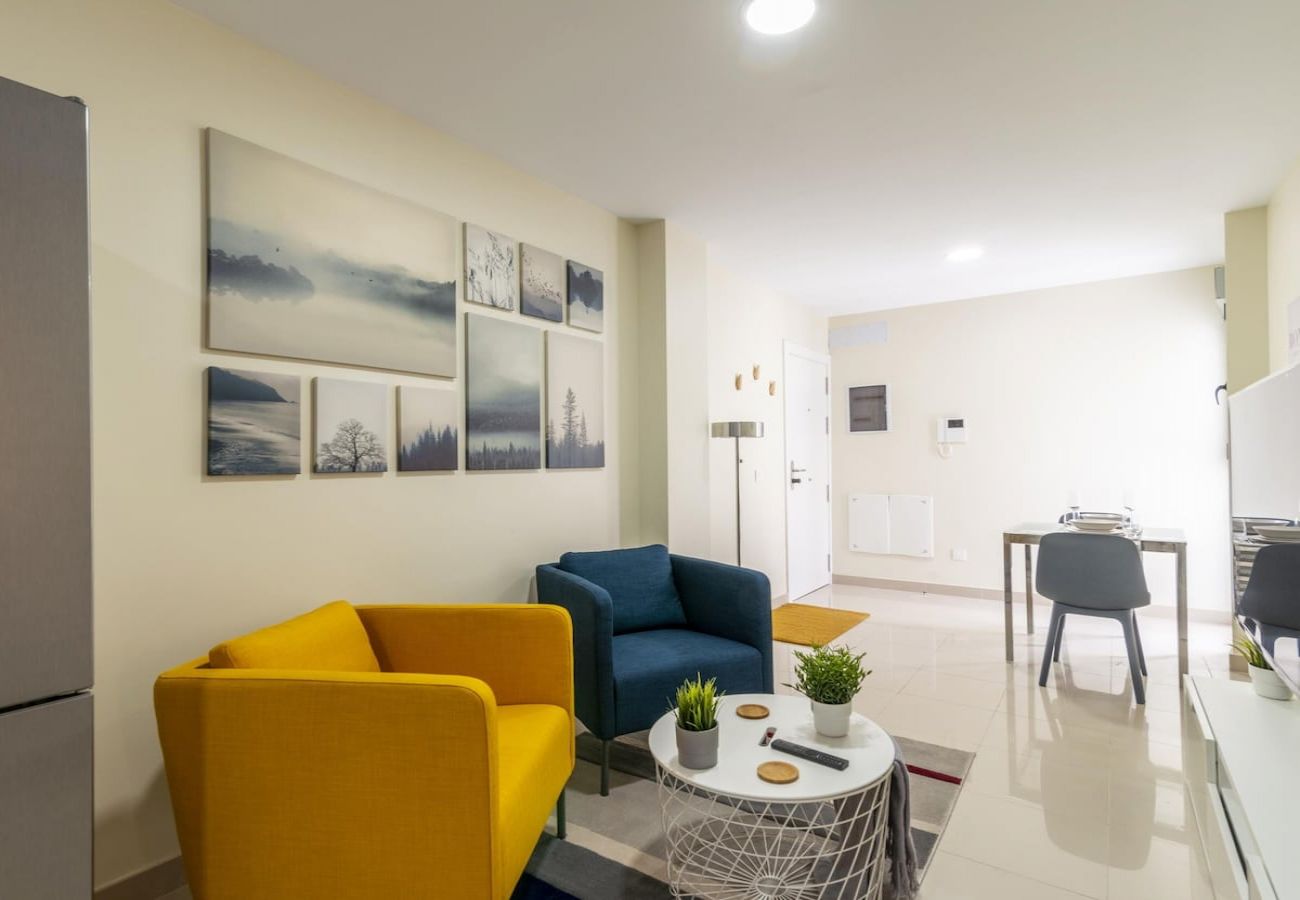 Apartment in Las Palmas de Gran Canaria - Nuevos Lightbooking Livian Suites Las Palmas 