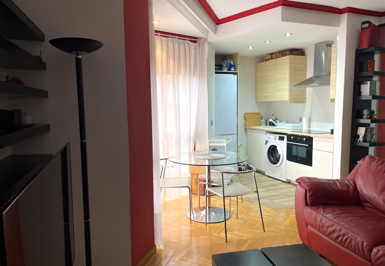 Apartment in Madrid -  LOVELY APARTMENT CLOSE TO ATOCHA RAIL ESTATION