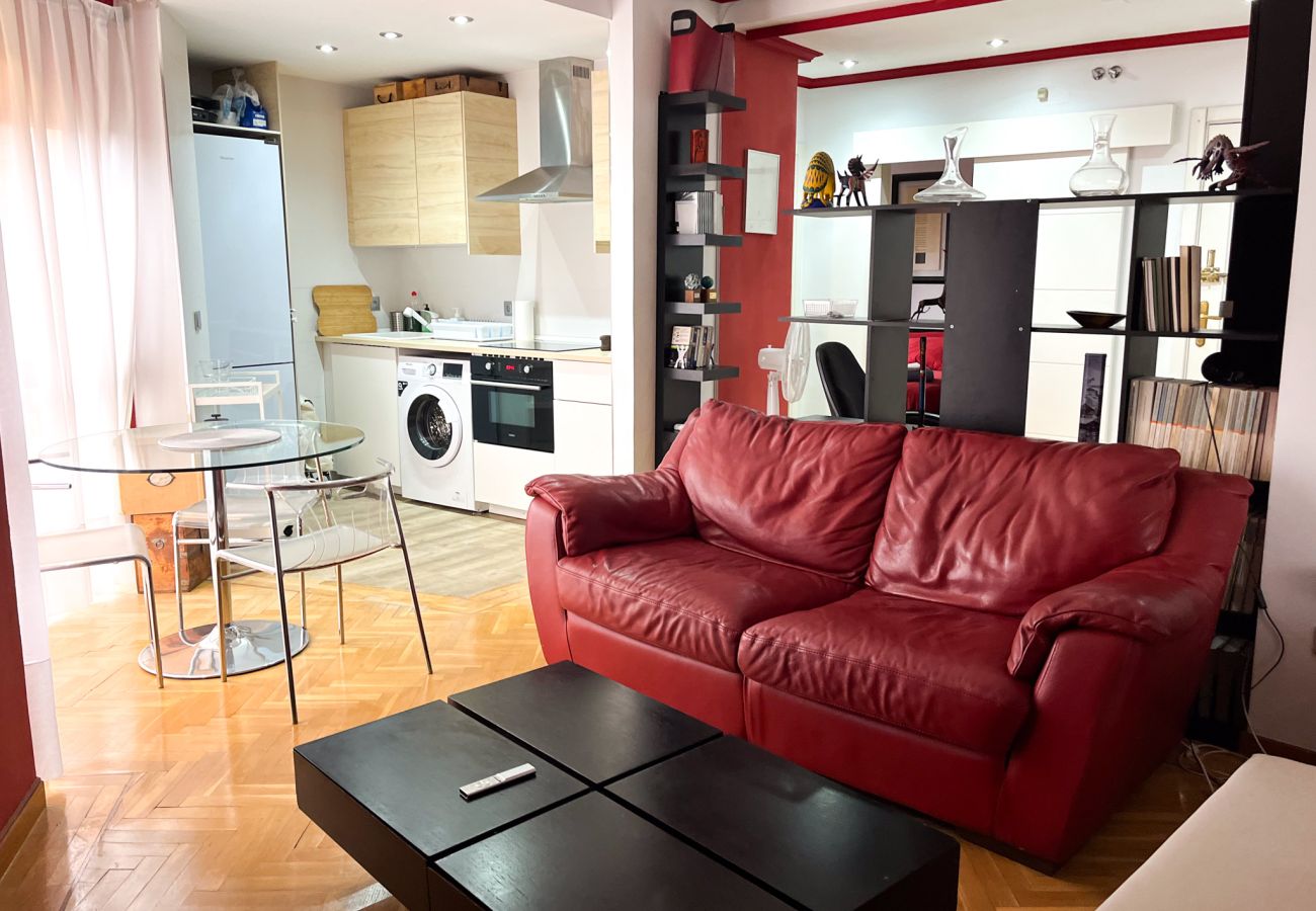 Apartment in Madrid -  LOVELY APARTMENT CLOSE TO ATOCHA RAIL ESTATION