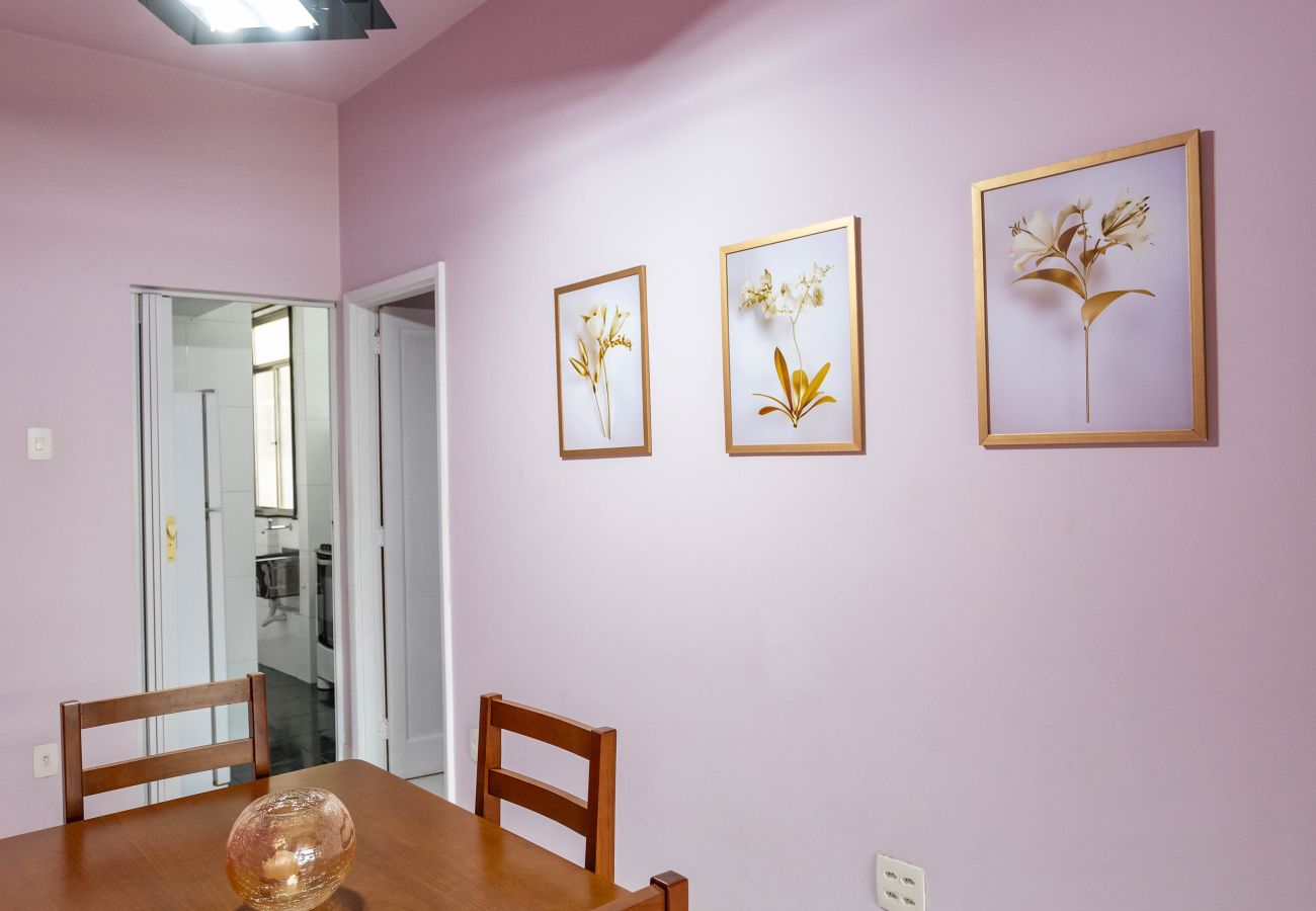 Apartment in Rio de Janeiro - Charm in Copa | Great for couples | MVC1103 Z5