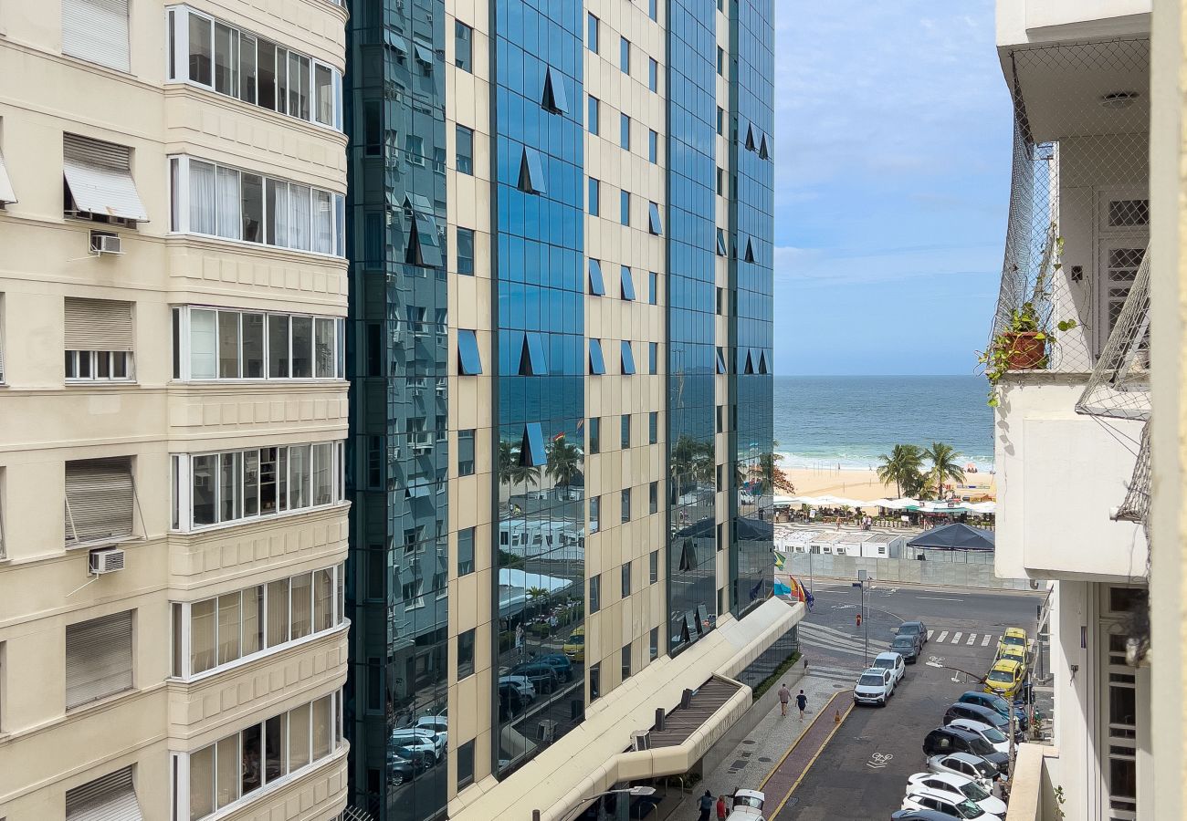 Apartment in Rio de Janeiro - Fabulous in Copacabana | Beach view | FMS502 Z4