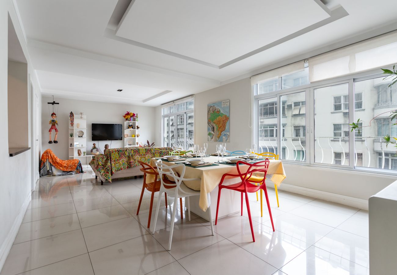 Apartment in Rio de Janeiro - For families, 3 minutes from Copacabana beach | SL501