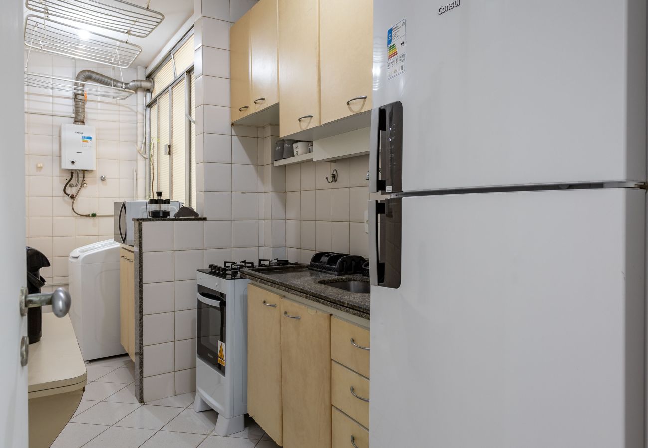 Apartment in Rio de Janeiro - 5 minutes from Copacabana beach | BR608