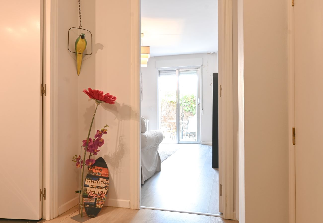 Apartment in Madrid - Comfortable one bedroom apartment CRB43