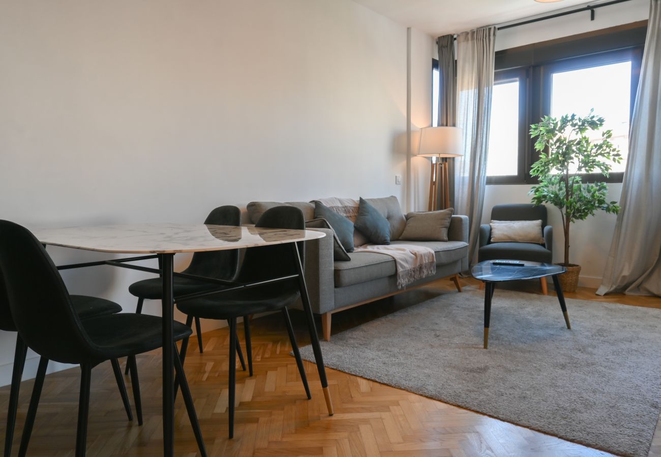 Apartment in Madrid - Nice two-bedroom apartment a few minutes from Gran Vía SIL2