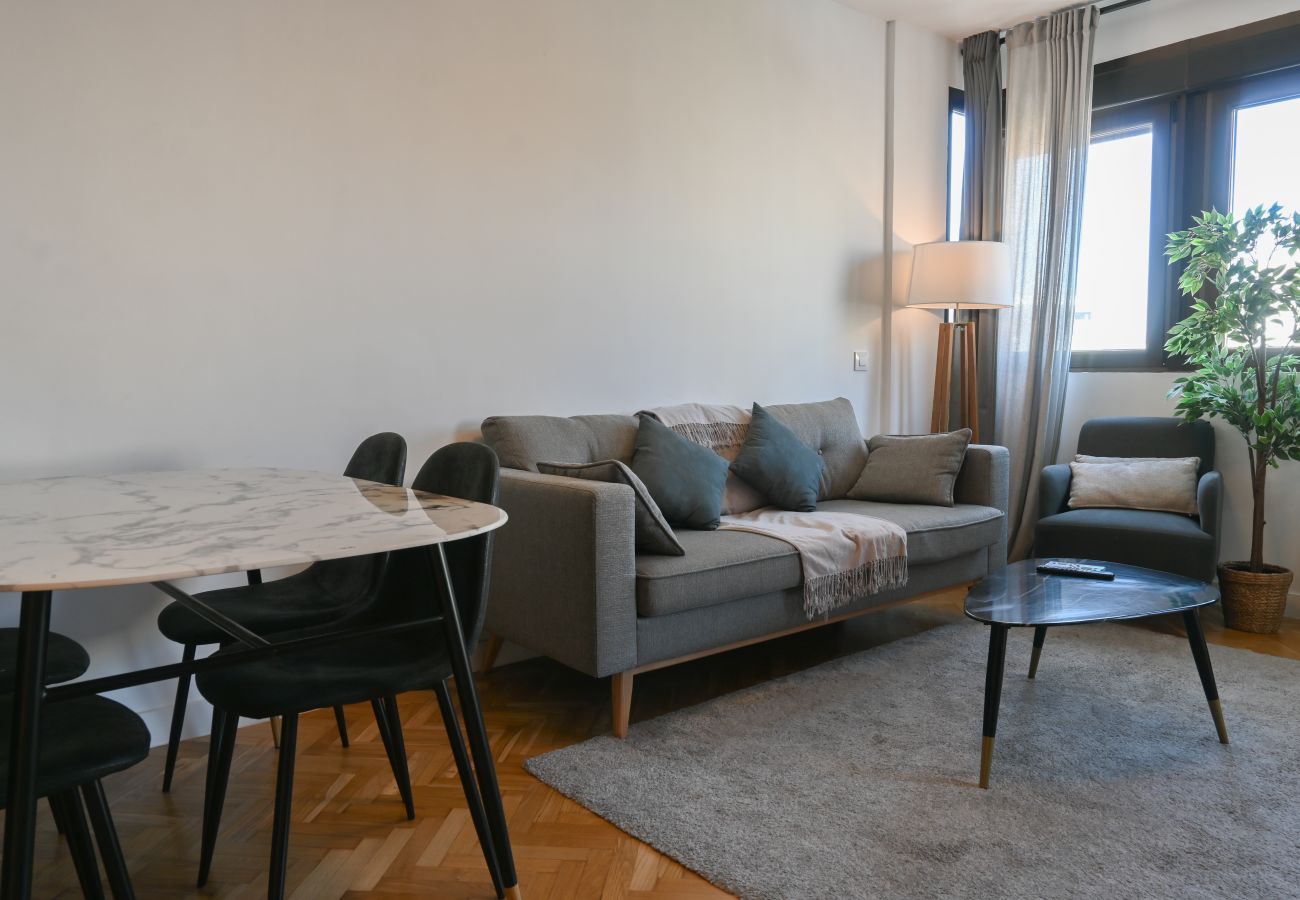 Apartment in Madrid - Nice two-bedroom apartment a few minutes from Gran Vía SIL2