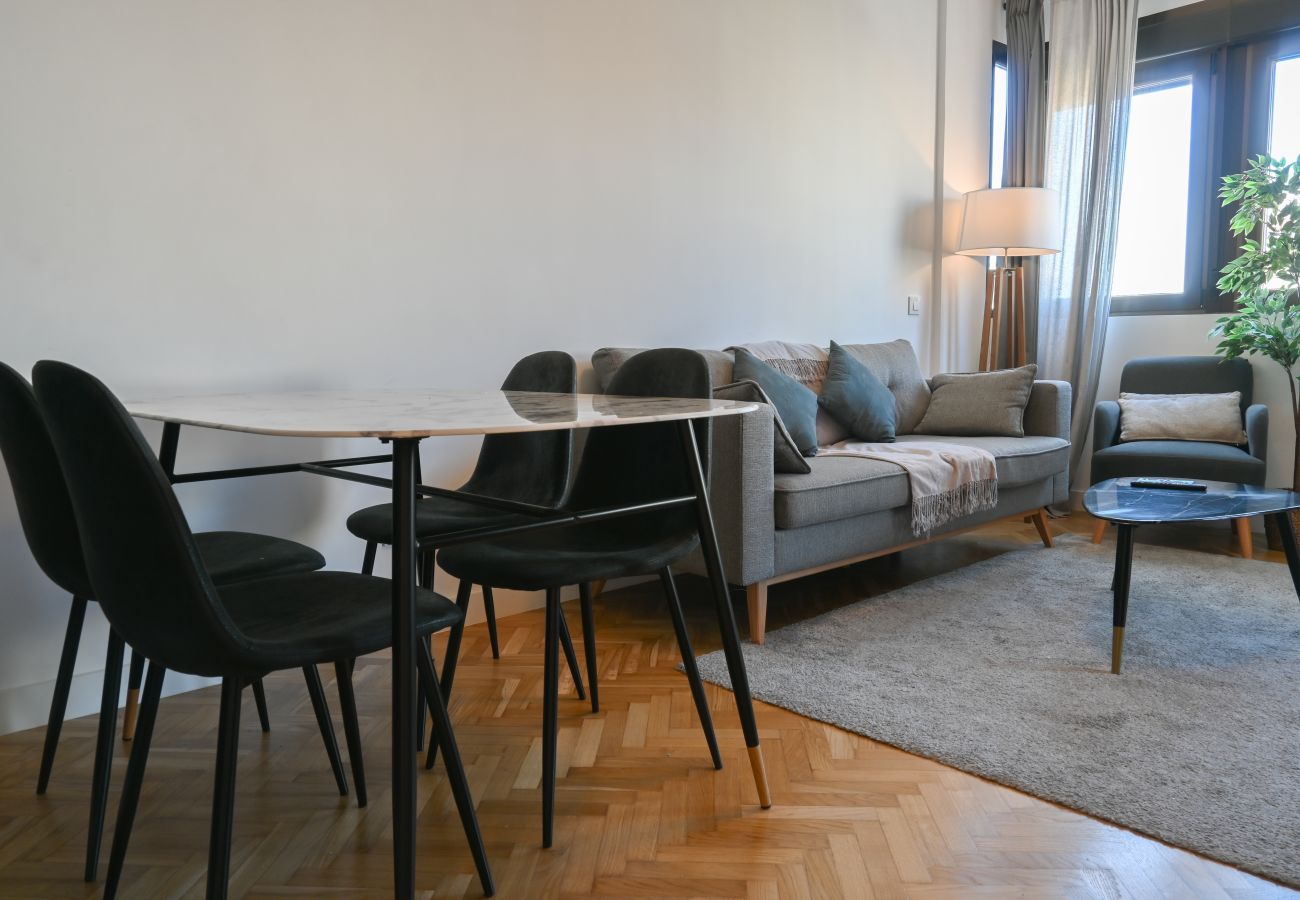 Apartment in Madrid - Nice two-bedroom apartment a few minutes from Gran Vía SIL2