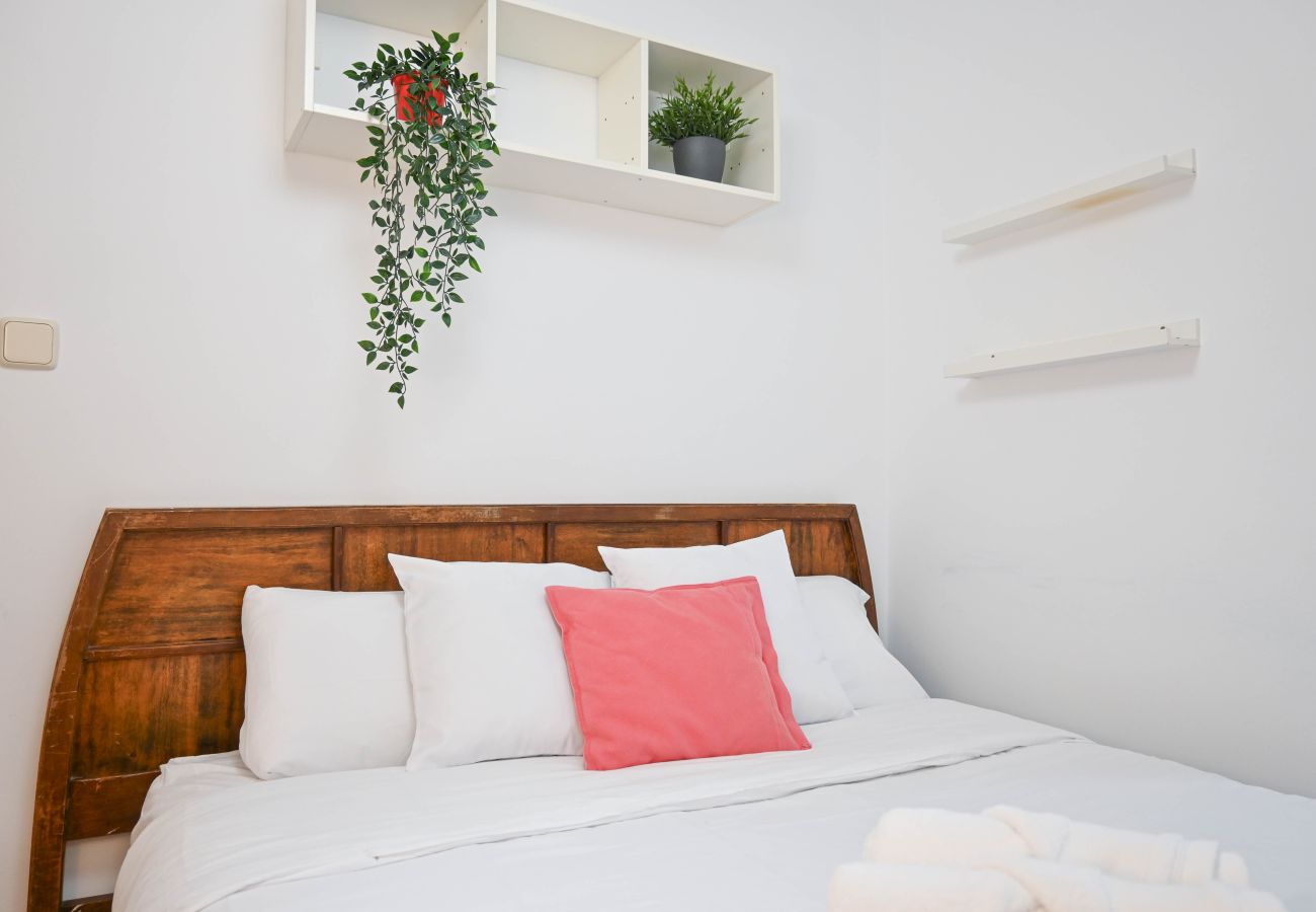 Apartment in Madrid - Charming Apartment in Chamartín: Your Refuge of Comfort in the Heart of the City