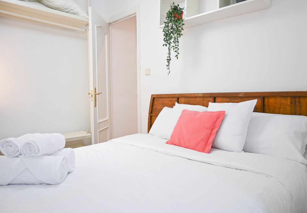 Apartment in Madrid - Charming Apartment in Chamartín: Your Refuge of Comfort in the Heart of the City