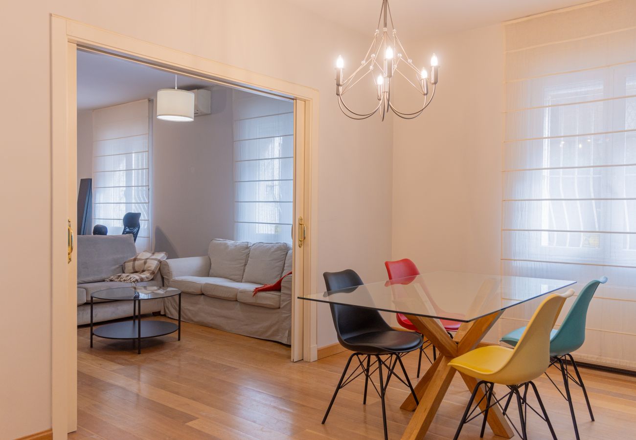 Apartment in Madrid - Spacious and Elegant Apartment in Paseo de la Habana