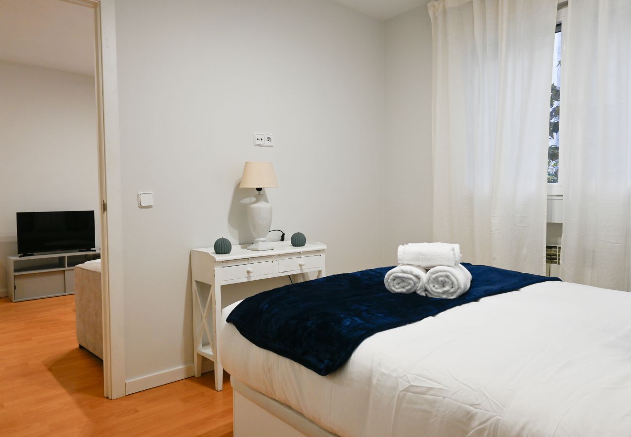 Apartment in Madrid - Spacious and Warm Apartment in Madrid: Ideal for Your Perfect Stay