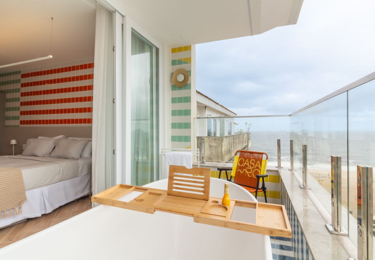 Apartment in Rio de Janeiro - Sea View and Balcony with Bathtub | Q9