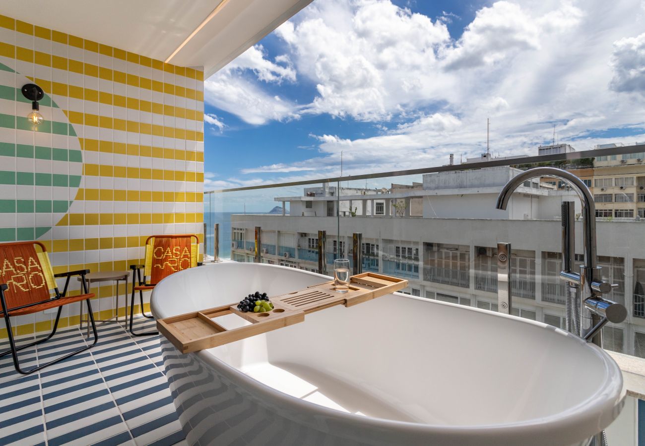 Apartment in Rio de Janeiro - Sea View and Balcony with Bathtub | Q5