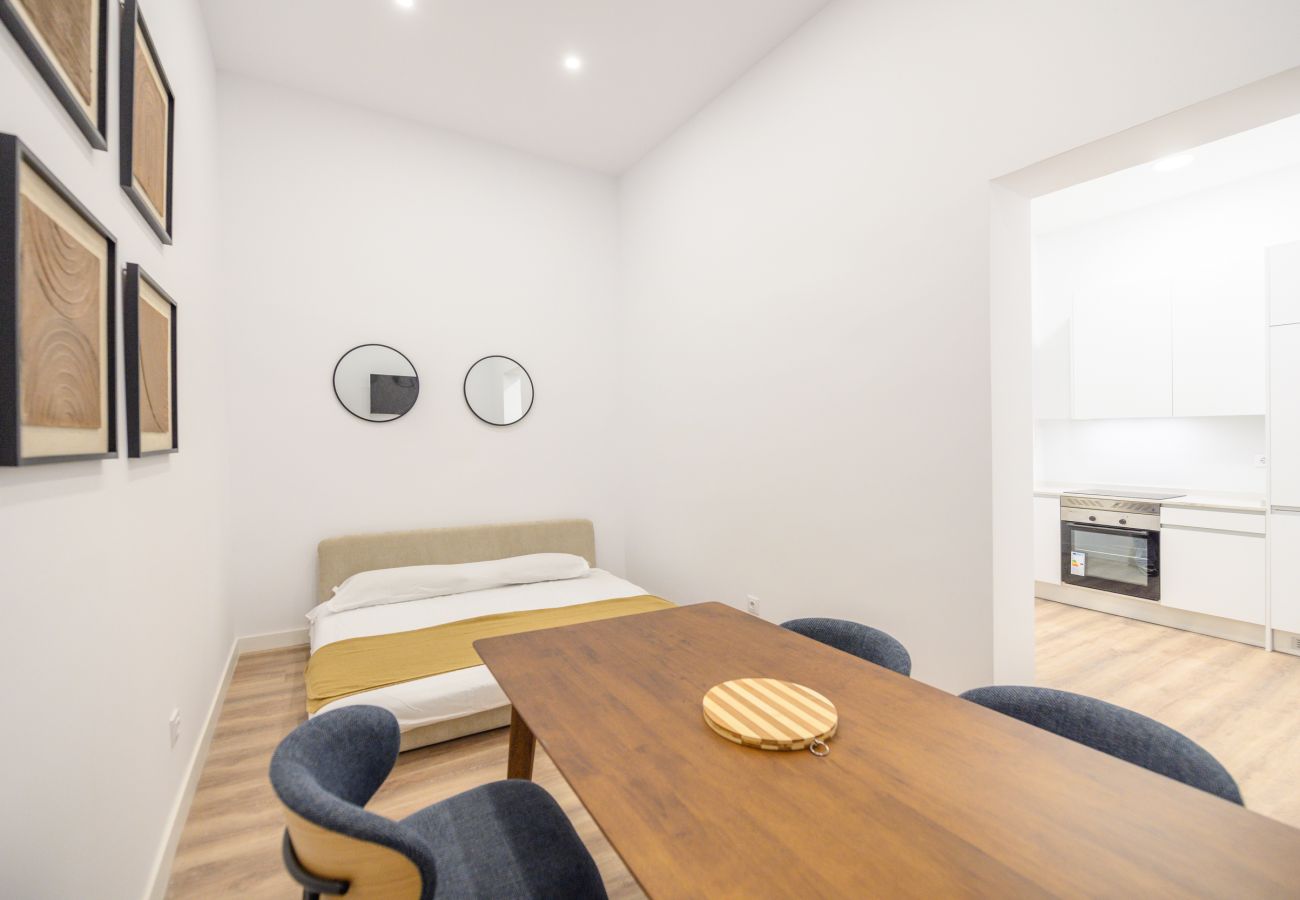 Apartment in Madrid - Comfort and urban style: your perfect apartment with 3 bedrooms 