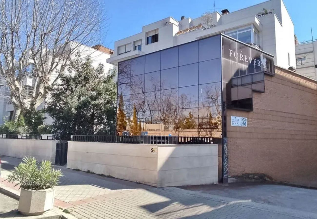 Residence in Madrid - Edificio en venta en Nueva España