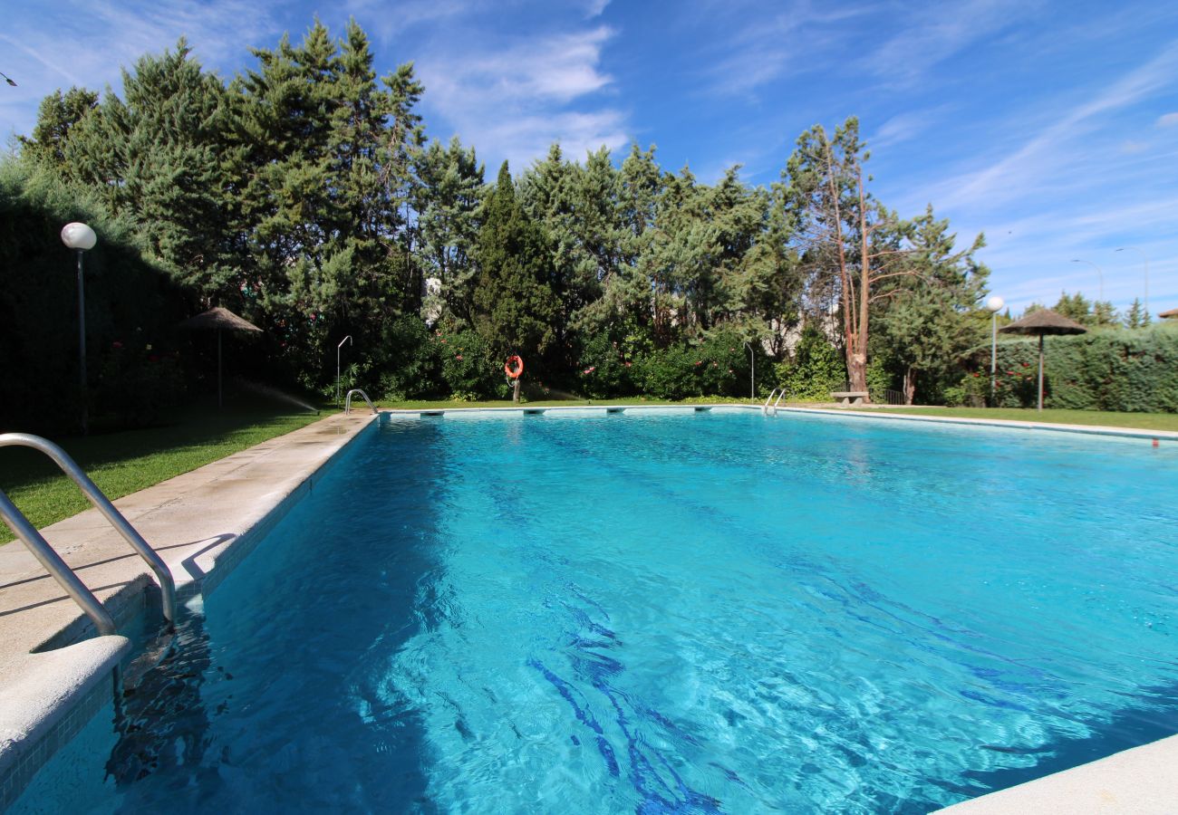 Villa in Las Rozas - Magnífico chalet pareado en venta