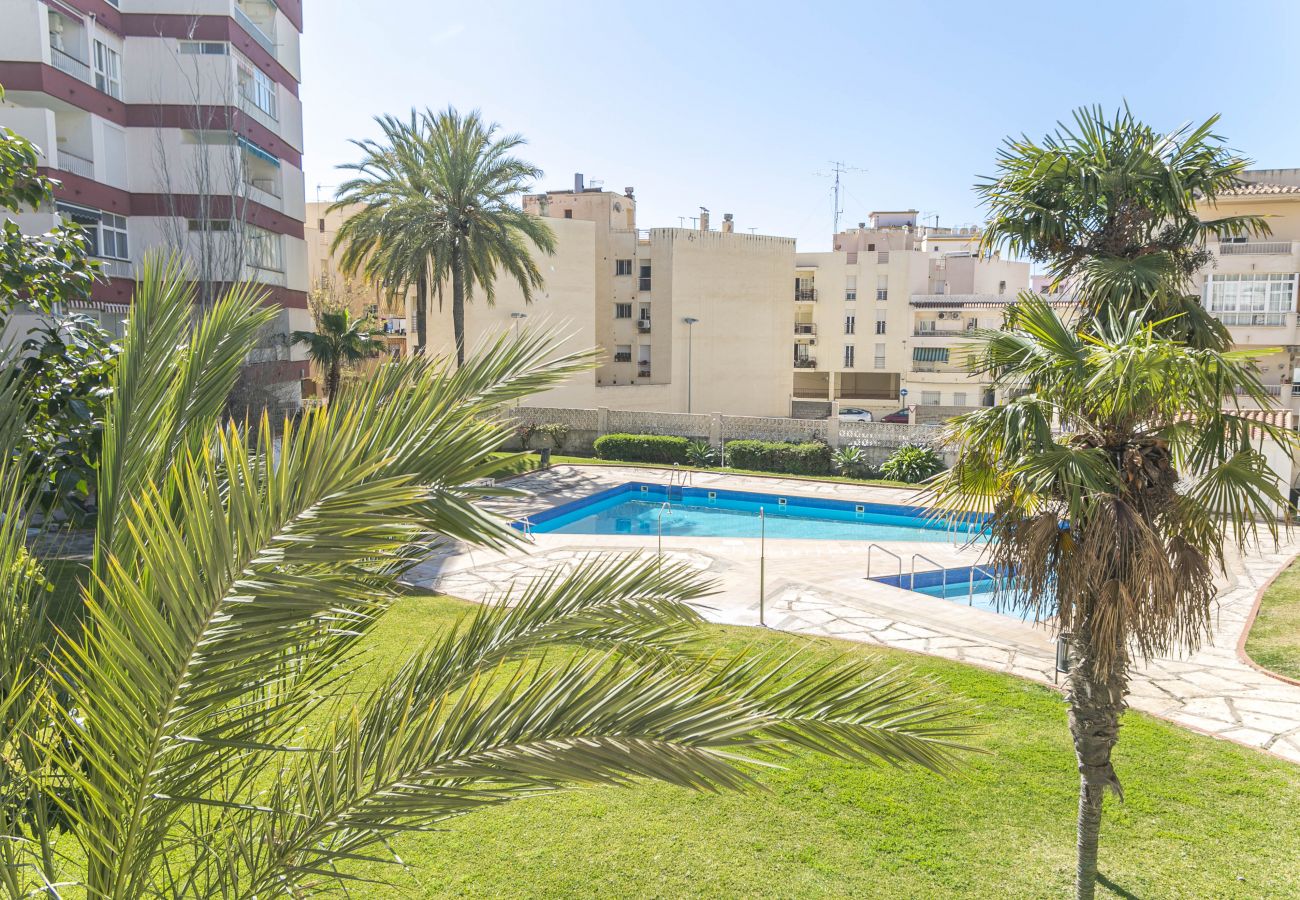 Appartement à Nerja - Appartement avec piscine à 400 m de la plage