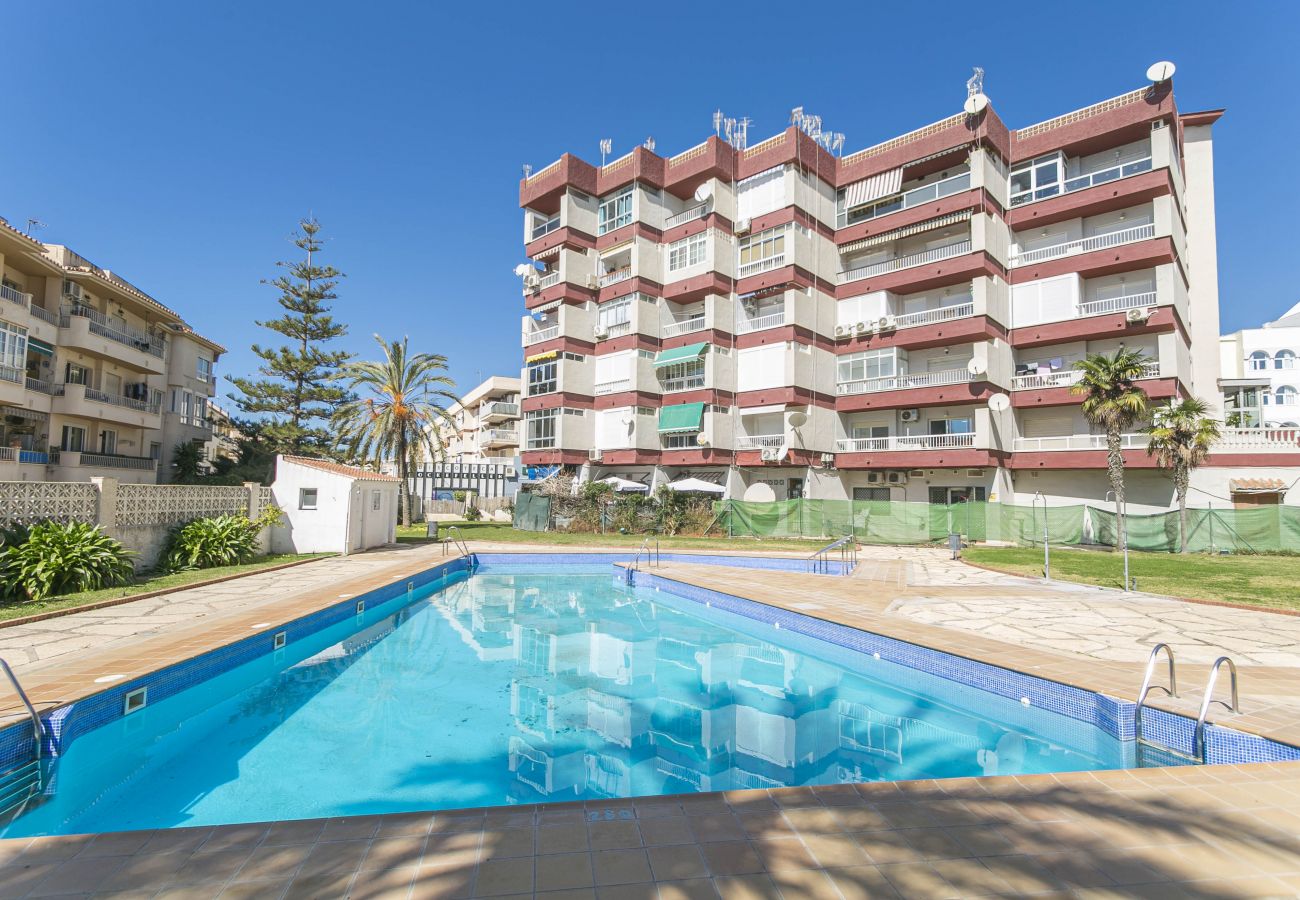 Appartement à Nerja - Appartement avec piscine à 400 m de la plage