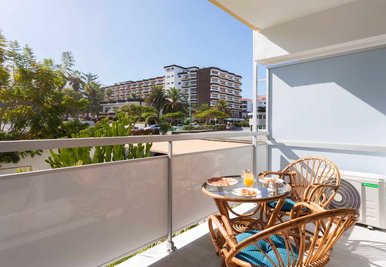 Studio à Puerto de la Cruz - Studio et terrasse de luxe avec piscine et air par Lightbooking