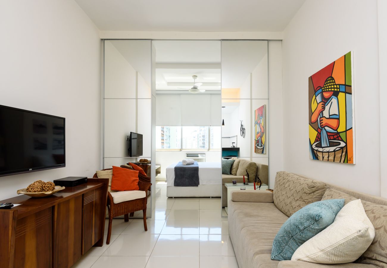 Appartement à Rio de Janeiro - 450 metros da praia do Leme | PI903