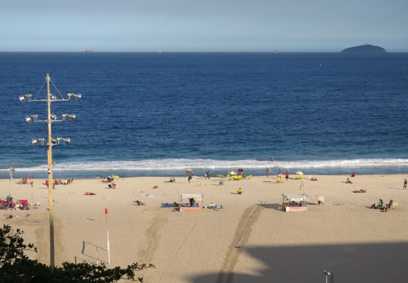 Appartement à Rio de Janeiro - Clássico em Copacabana |Vista para a praia| ATL702