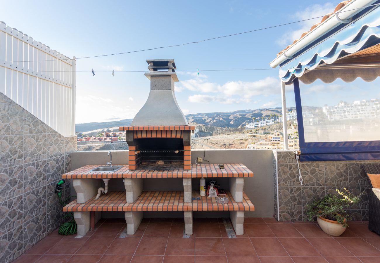 Appartement à Puerto Rico - Lightbooking playa de Amadores La Concha amplia terraza con barbacoa