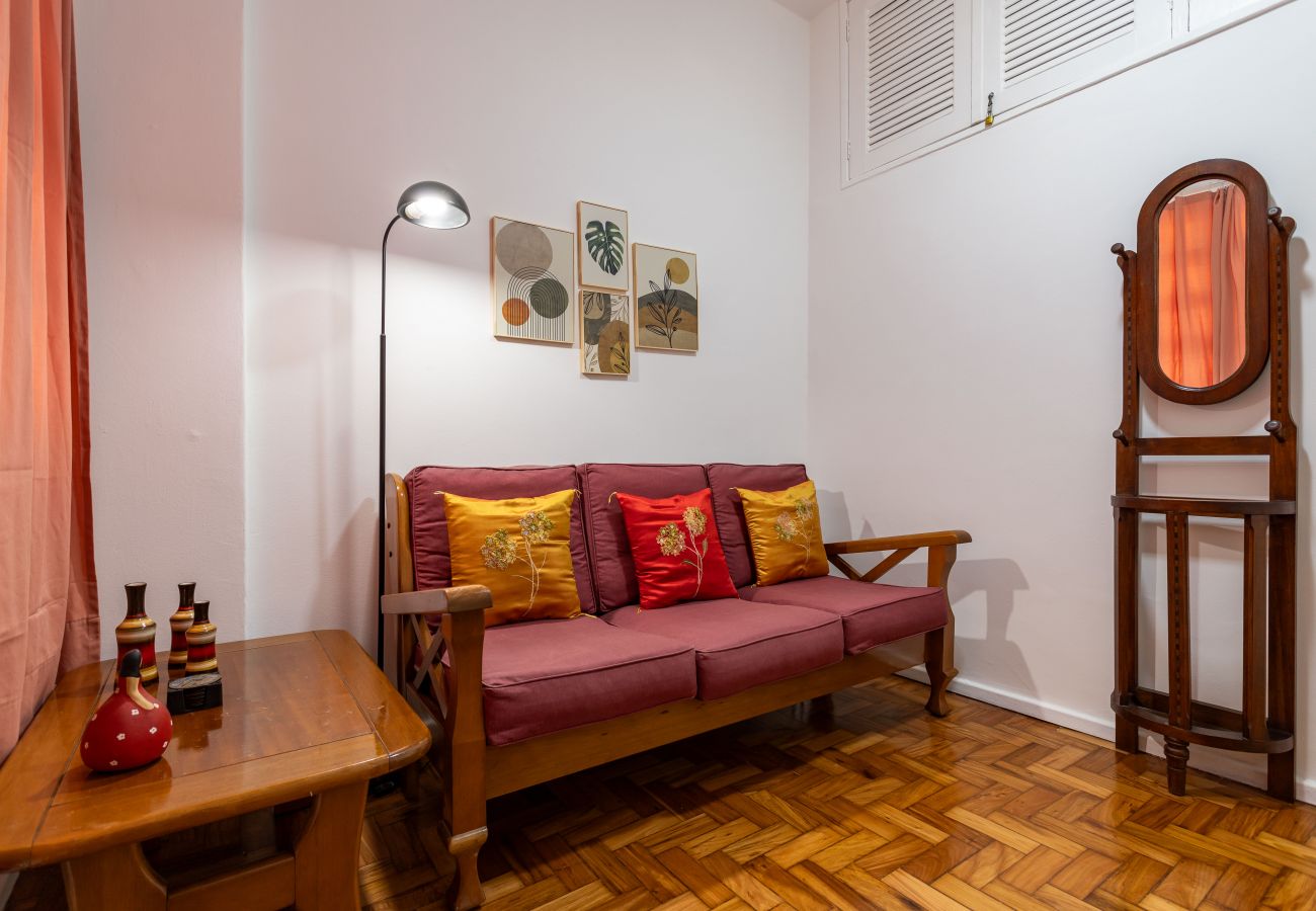 Appartement à Rio de Janeiro - Aconchego em Copa | Decoração clássica | BR911 Z4