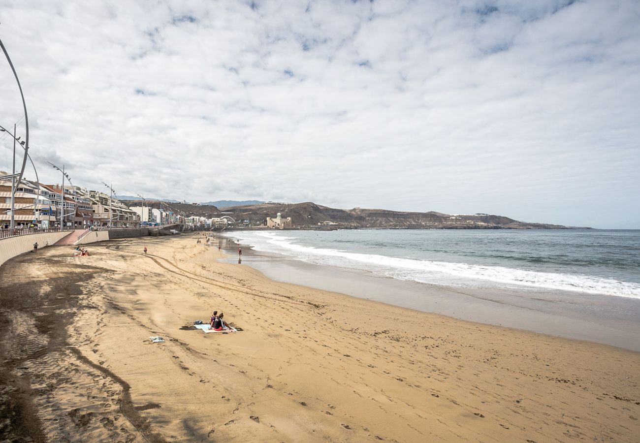 Appartement à Las Palmas de Gran Canaria - Lightbooking Sagasta Playa a tan solo 10 metros de la playa de las Canteras