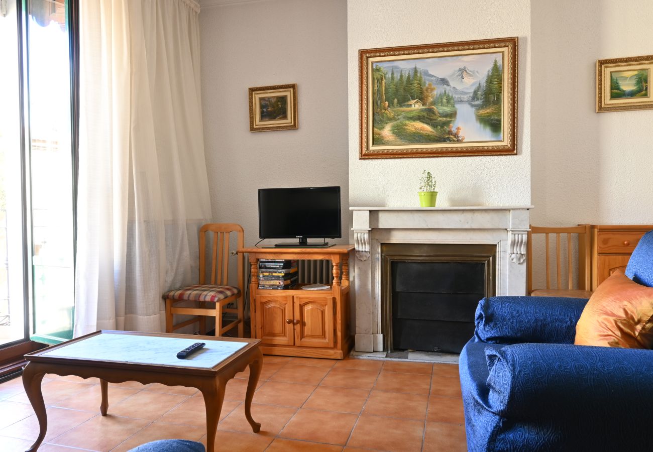 Appartement à Madrid -  Chambre cosy avec lit simple près du métro Tribunal M (DP13-1º)