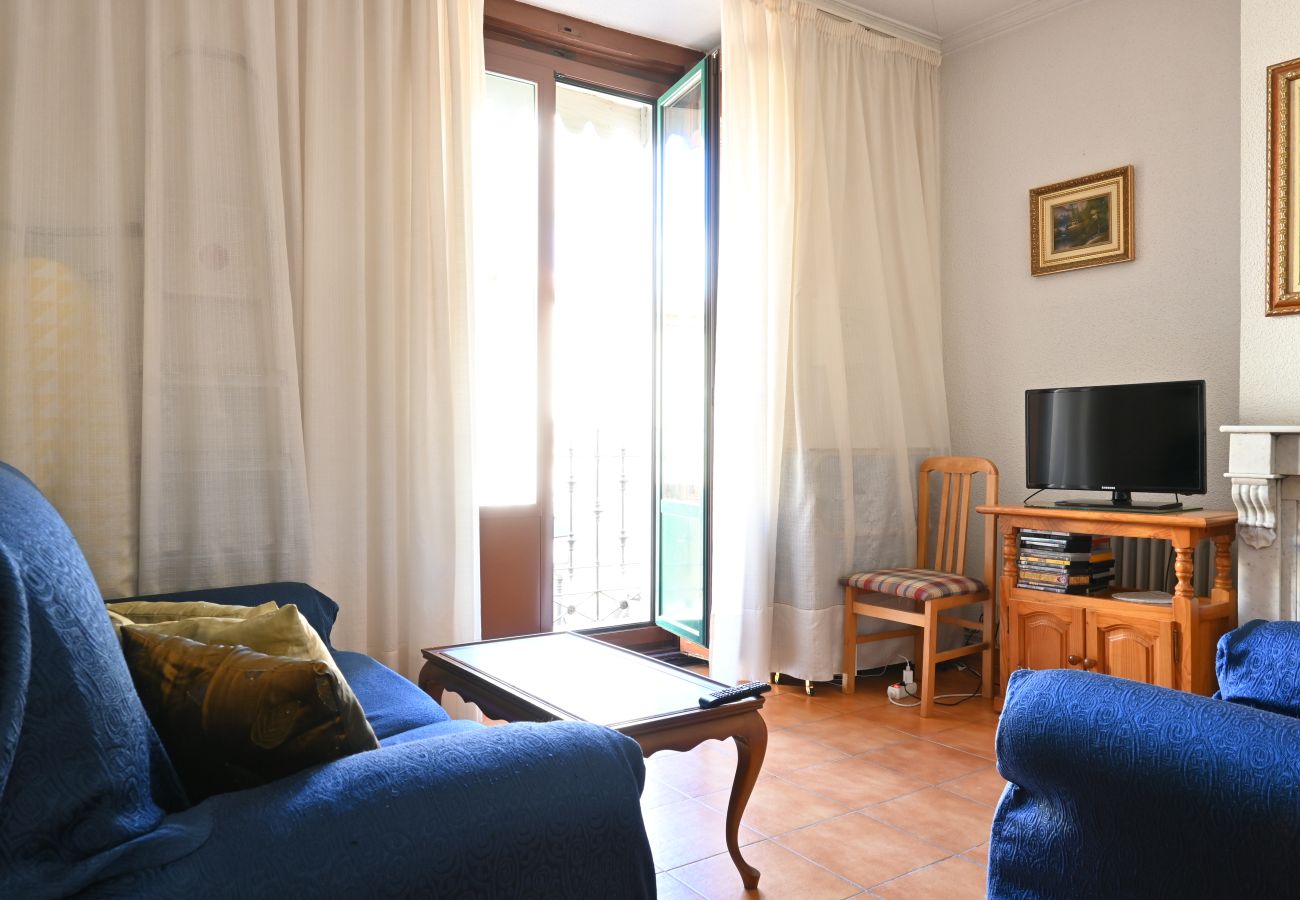 Appartement à Madrid -  Chambre cosy avec lit simple près du métro Tribunal M (DP13-1º)