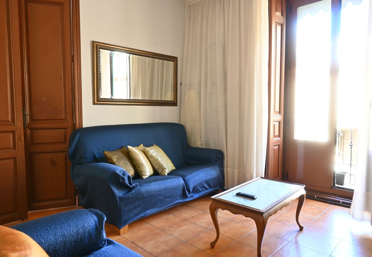 Appartement à Madrid -  Chambre cosy avec lit simple près du métro Tribunal M (DP13-1º)