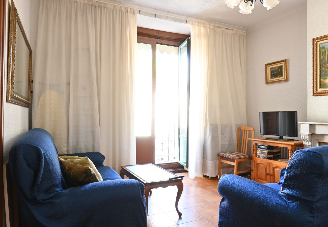 Appartement à Madrid -  Chambre cosy avec lit simple près du métro Tribunal M (DP13-1º)