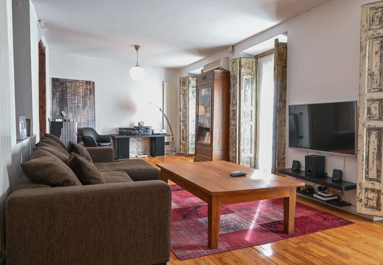 Appartement à Madrid -  Magnifique maison avec balcons à quelques minutes du Centre de Madrid M (AMA23)