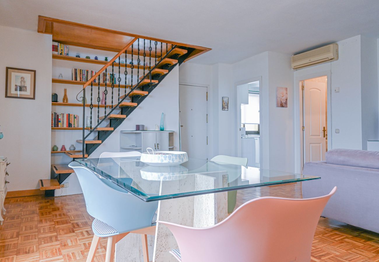 Appartement à Madrid - Penthouse en Duplex avec Vues Spectaculaires sur le Parc de Tetuán