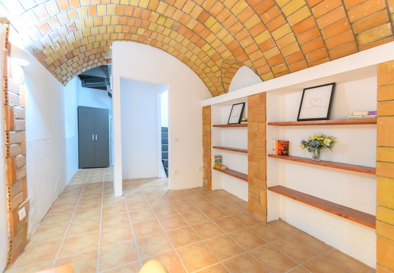 Appartement à Madrid -  M (FEI7)Élégance et confort au coeur de Chamberí : appartement duplex avec sous-sol privé et style unique