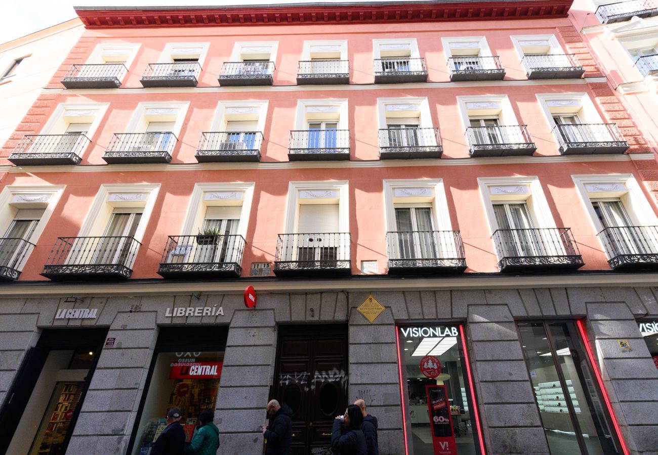 Appartement à Madrid - Maison élégante de 3 chambres dans le centre de Madrid