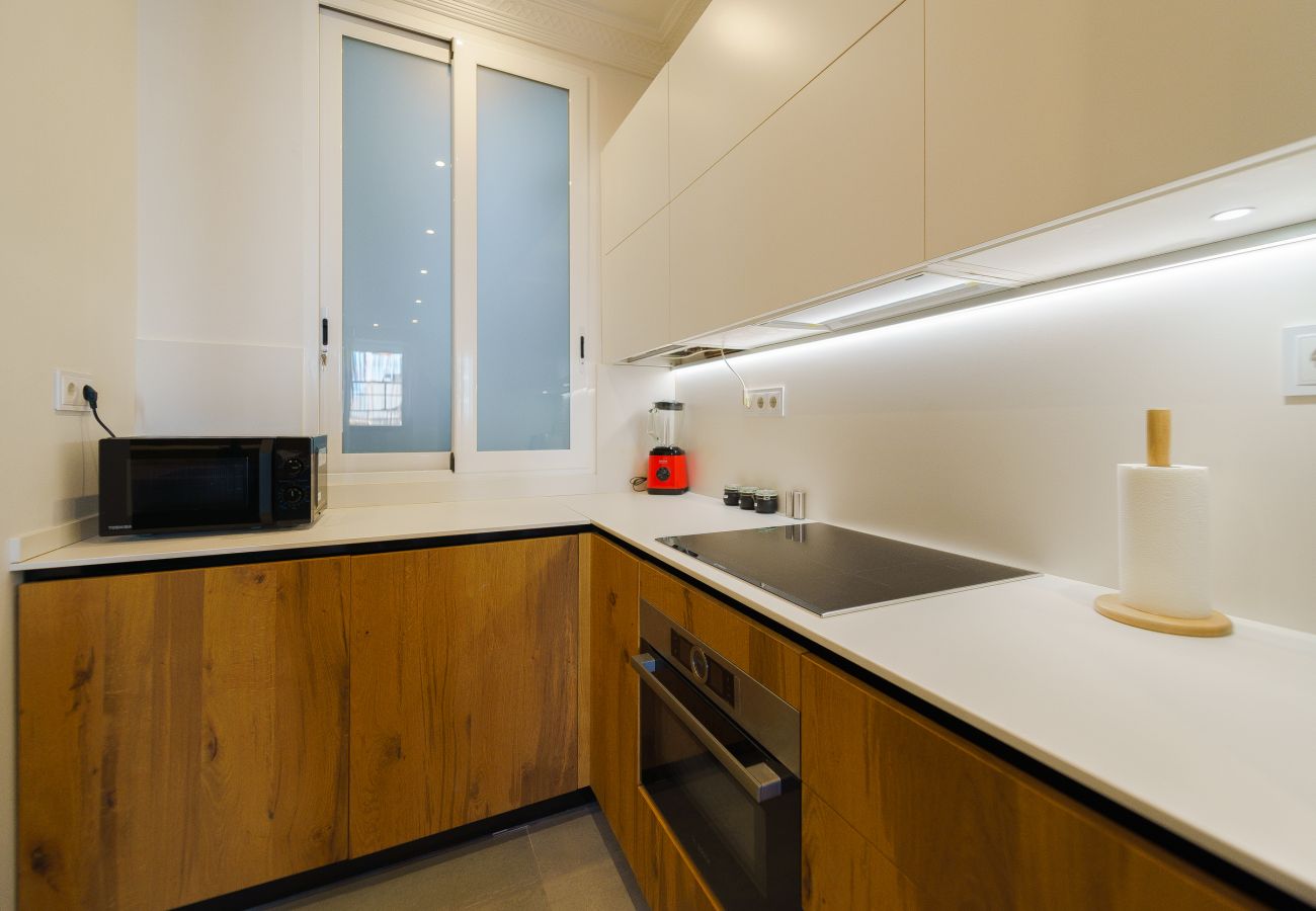 Appartement à Madrid - Appartement exclusif avec balcons et vues dans un emplacement privilégié