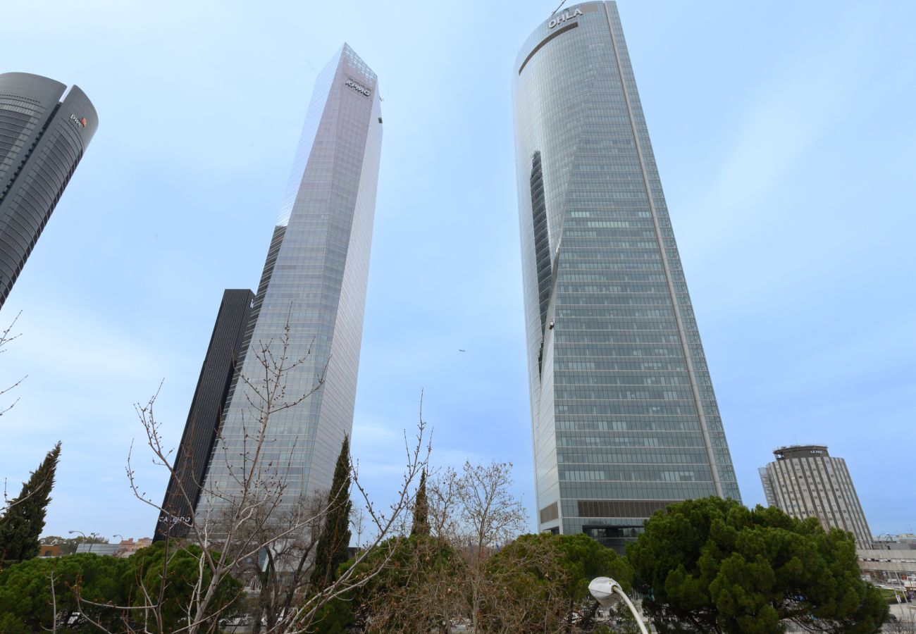 Appartement à Madrid - Charmartin 4 Towers : 2 chambres idéales pour les familles et les voyageurs d'affaires 